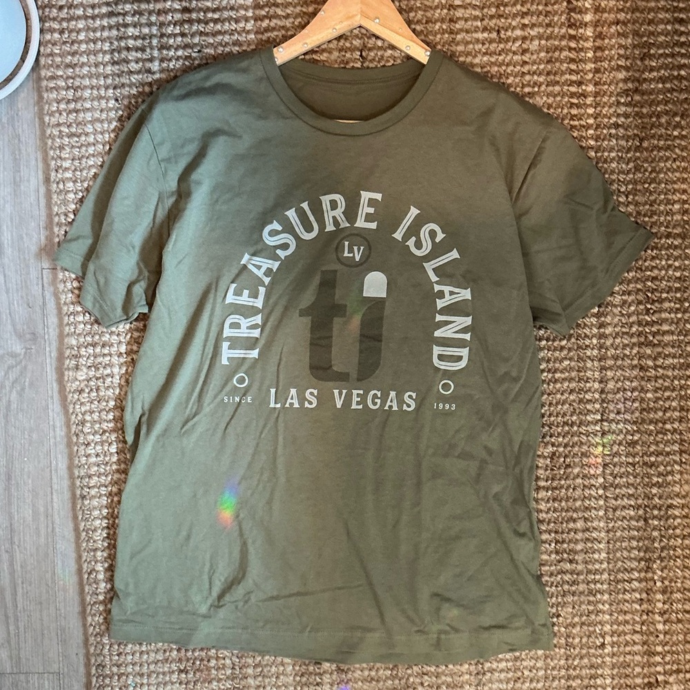 LV Treasure Island Tee Shirt